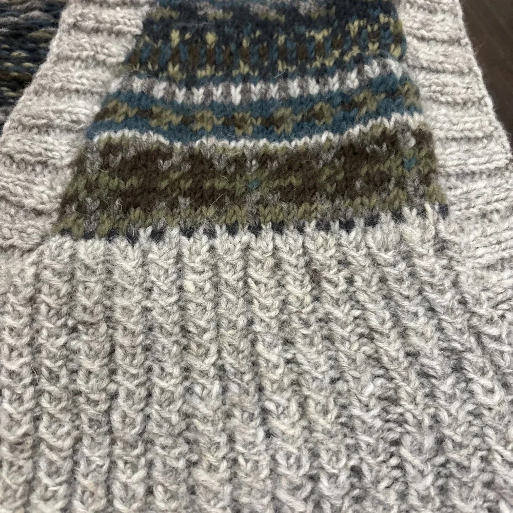 Lost Horizons 100% Wool Vest Gray Fair Isle Nepal Mens Large Outdoor